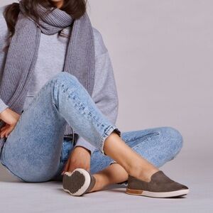 KORK EASE PEYTON GREY LEATHER SLIP ON FLAT SIZE 8